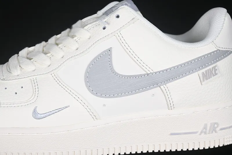 All categories Nk Air Force 1 Air Force series Nk Air Force 1 Low Air Force low-top Nike Air Force 1'07 Low Air Force 1 low-top casual sneakers DN9688-110